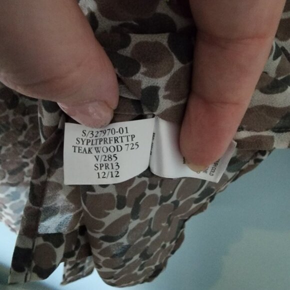 Banana Republic Top Womens XS Brown Teak Wood Print Petite Blouse - Picture 5 of 6